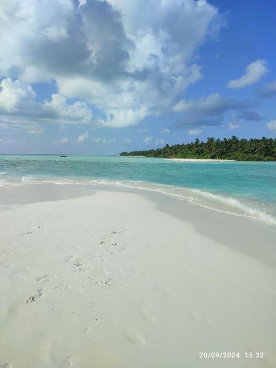 Rindali Maldives Maaenboodhoo Hotel Dhaalu Atoll Exterior photo